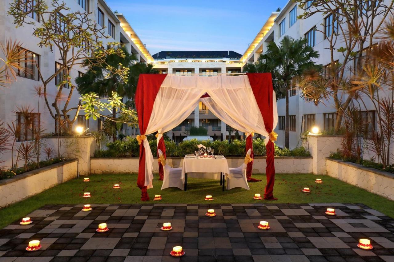 Aston Kuta Hotel And Residence Exterior foto