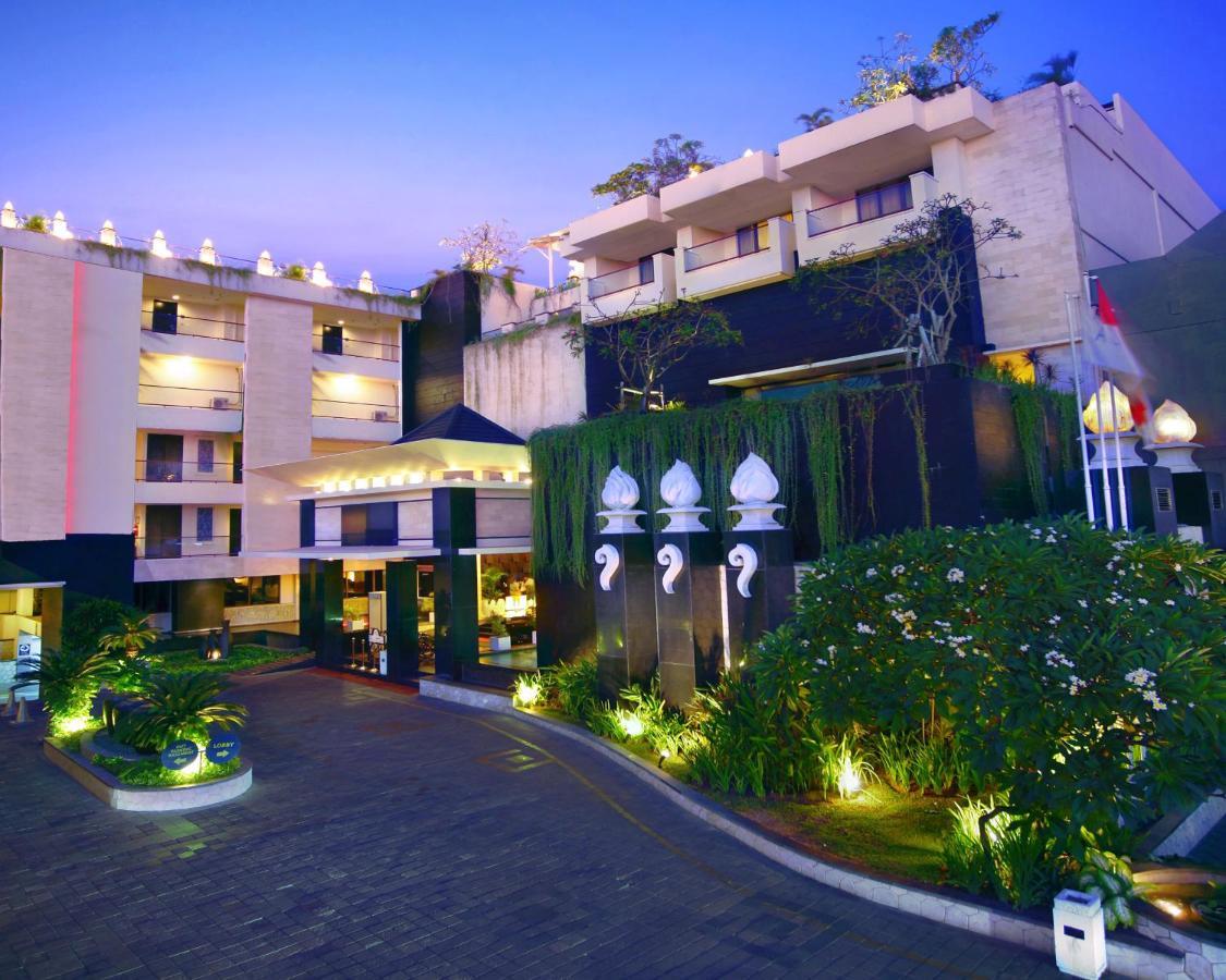 Aston Kuta Hotel And Residence Exterior foto
