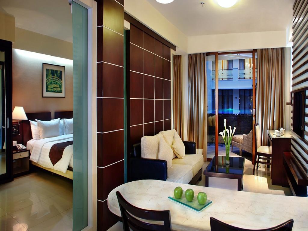 Aston Kuta Hotel And Residence Exterior foto
